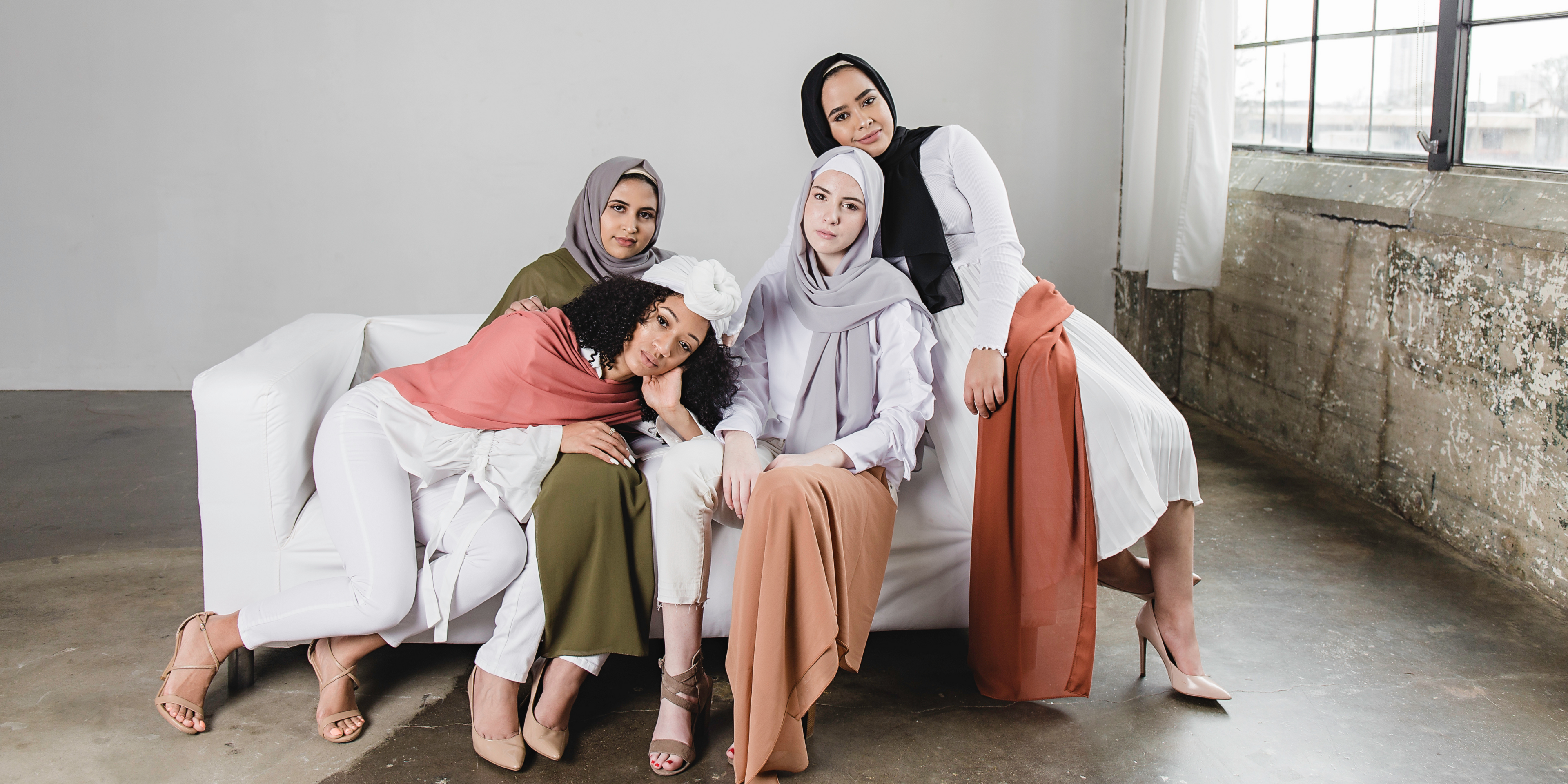Modest clothing